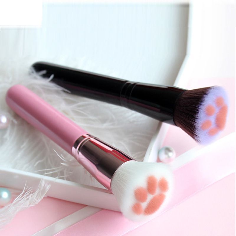 Cat Paw Foundation Makeup Brush
